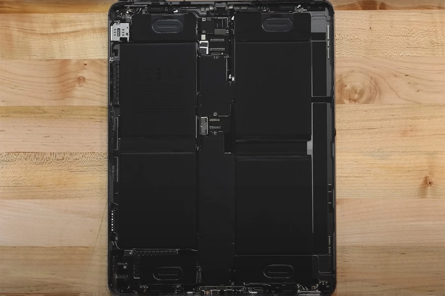 Dấu hiệu iPad Pro 12.9 inch M2 2022 bị hỏng Pin
