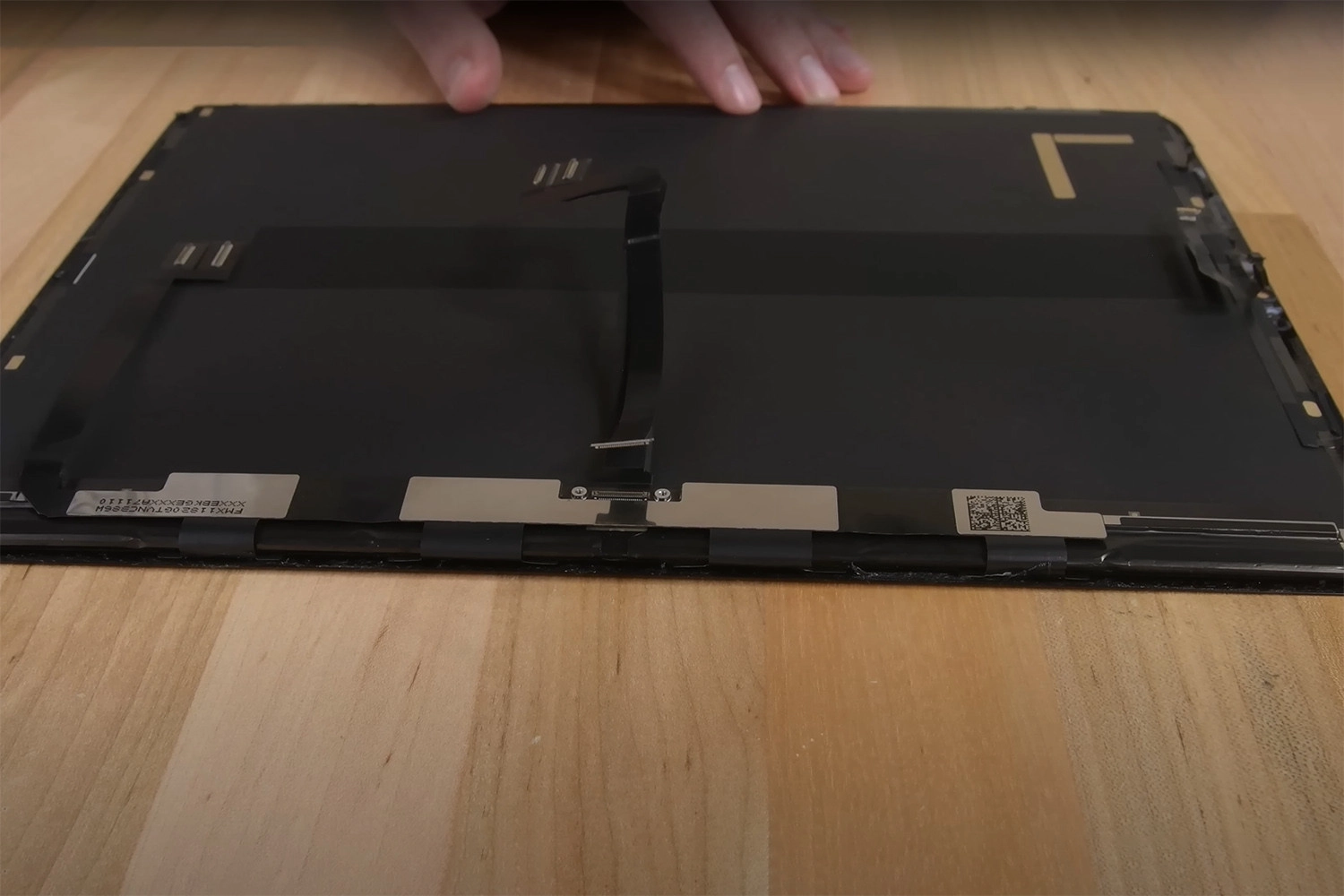 Thay Pin cho iPad Pro 12.9 inch M2 2022 giá bao nhiêu?