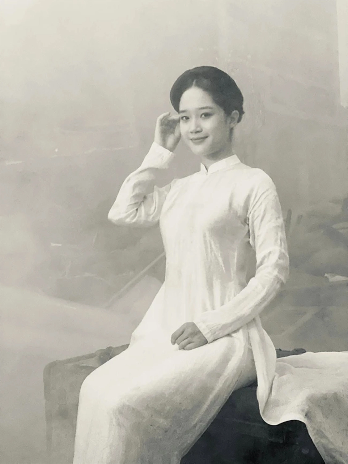 Thùy Linh vai cô tiểu thư Thục Hương
