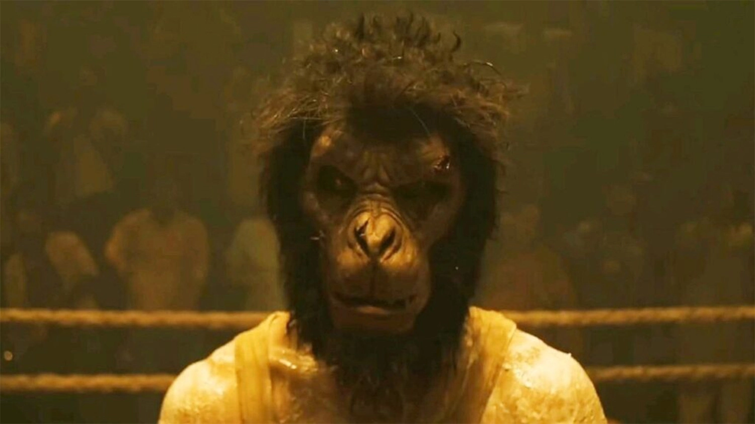 Monkey Man Báo Thù với mặt nạ lấy cảm hứng từ Hanuman
