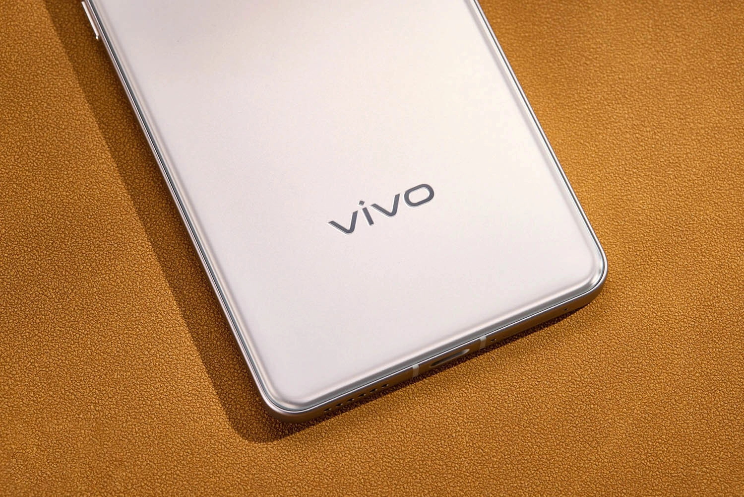 Đánh giá Vivo X100s: Pin 5.100 mAh siêu trâu kèm sạc 100W