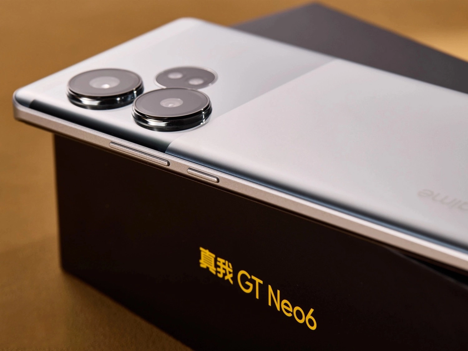 Mỗi phiên bản màu của Realme GT Neo 6 mang đến vẻ đẹp riêng và ý nghĩa đặc biệt khác nhau