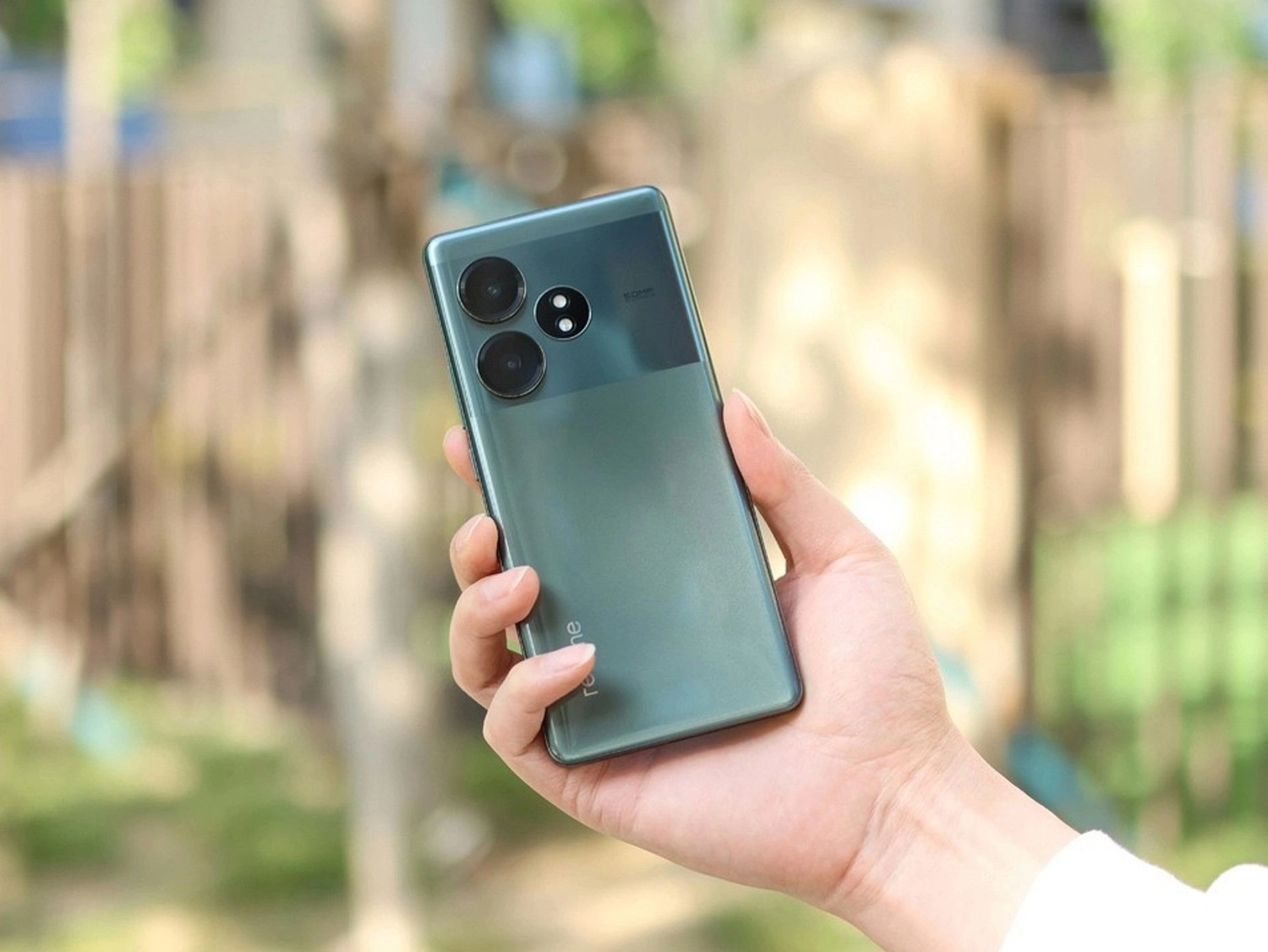 Realme GT Neo 6 có mấy màu, Realme GT Neo 6 màu Xanh Lá