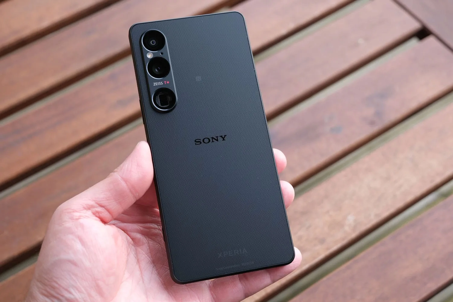 sony-xperia-1vi-xperia-10vi-ra-mat-15-5-camera