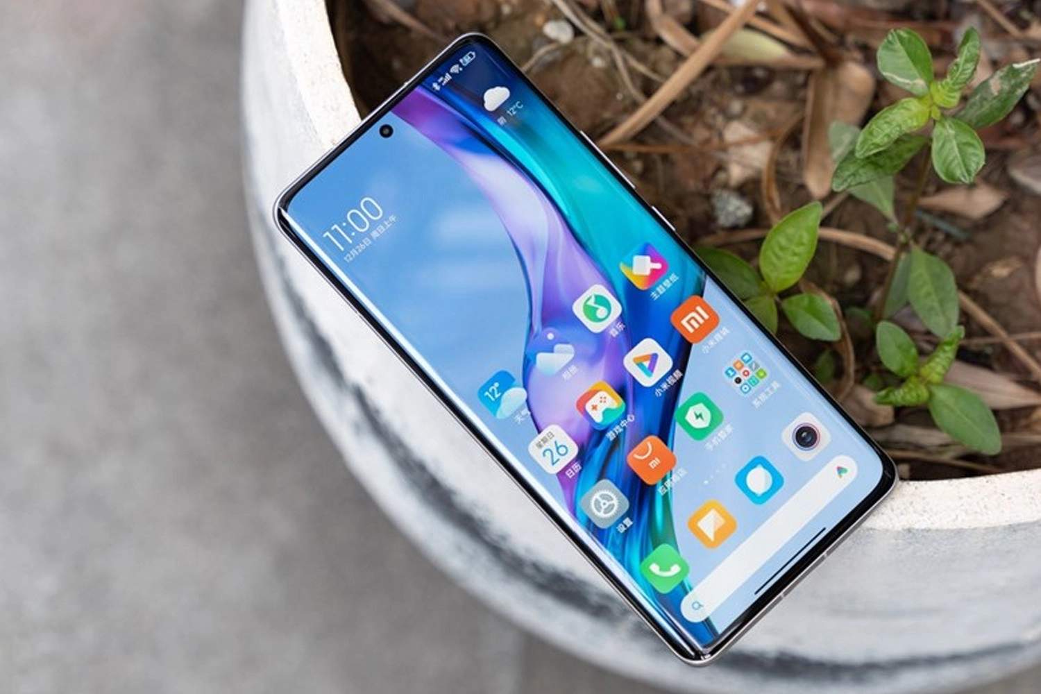 Ép kính Realme 12 Pro Plus, Nguyên nhân khiến điện thoại hư hỏng mặt kính