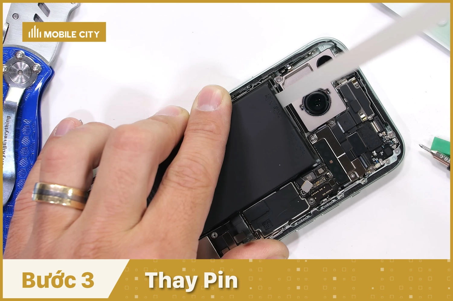 Thay Pin iPhone 15,  thay Pin