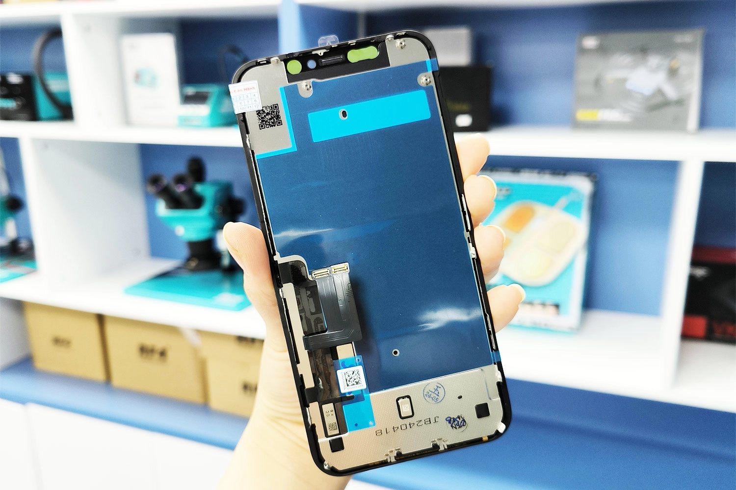 Thay màn hình Gen A iPhone 11, linh kiện Zin 100%