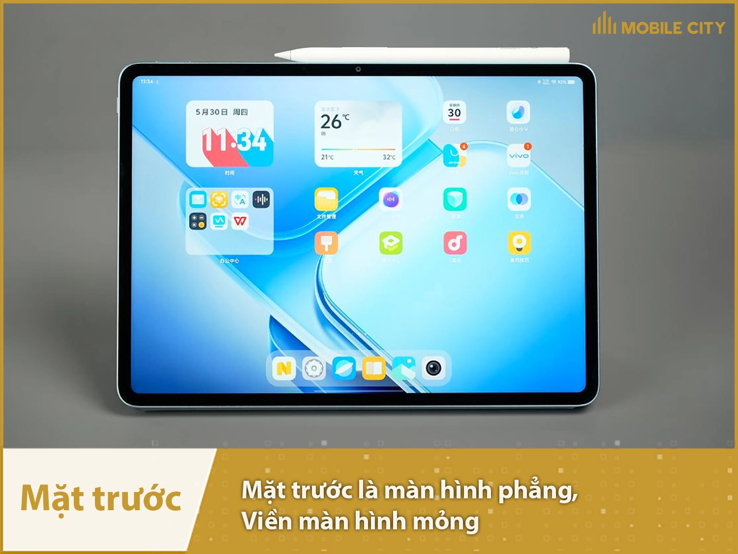 Mặt trước của iQOO Pad2 là màn hình phẳng viền khá mỏng