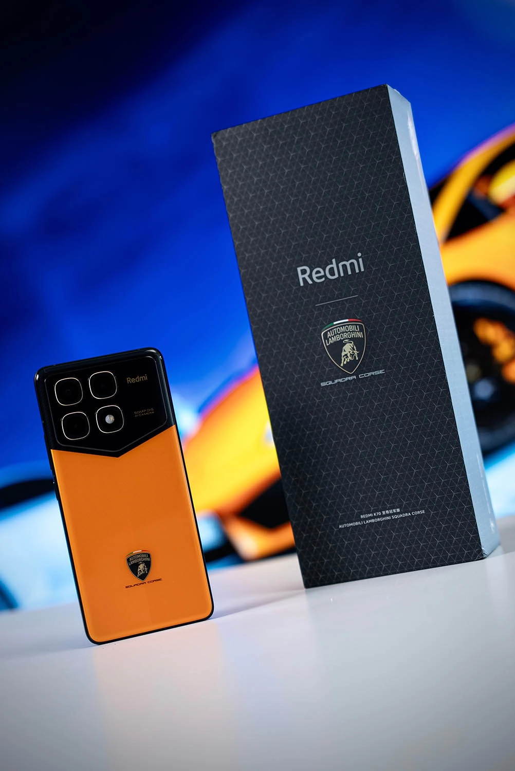 Mở hộp Xiaomi Redmi K70 Ultra Champion Edition: Đậm chất siêu xe