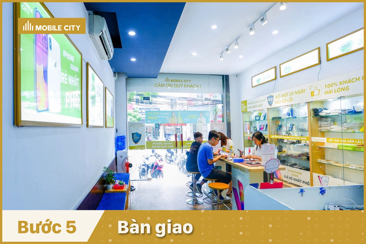 Thay Pin Remax iPhone 11 Pro, bàn giao