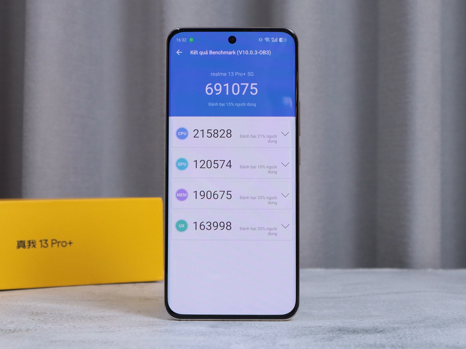 Realme 13 Pro Plus có điểm AnTuTu gần 700 nghìn điểm