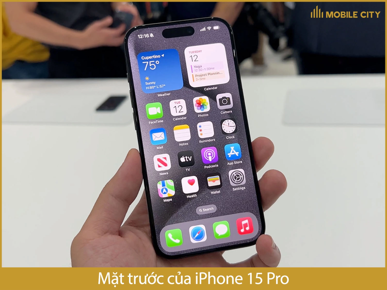 Mặt trước iPhone 15 Pro cũ