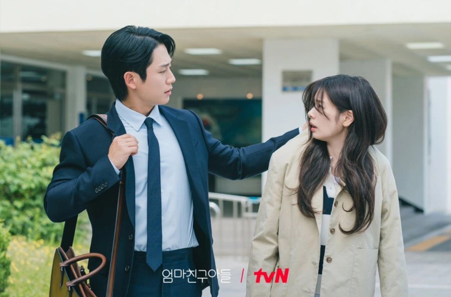 Sự kết hợp ăn ý và chemistry đáng yêu của Jung Hae In và Jung So Min là điểm sáng của phim