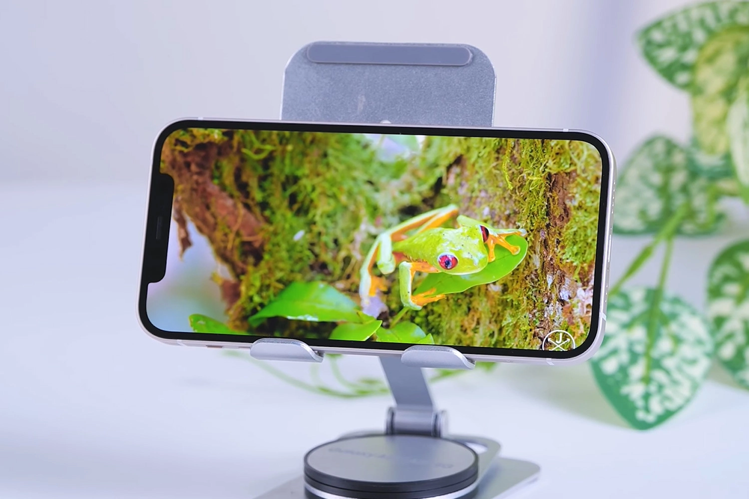 Thay Pin Vmas iPhone 12, Pin Vmas cho hiệu suất hoạt động ổn định như Pin Zin Apple