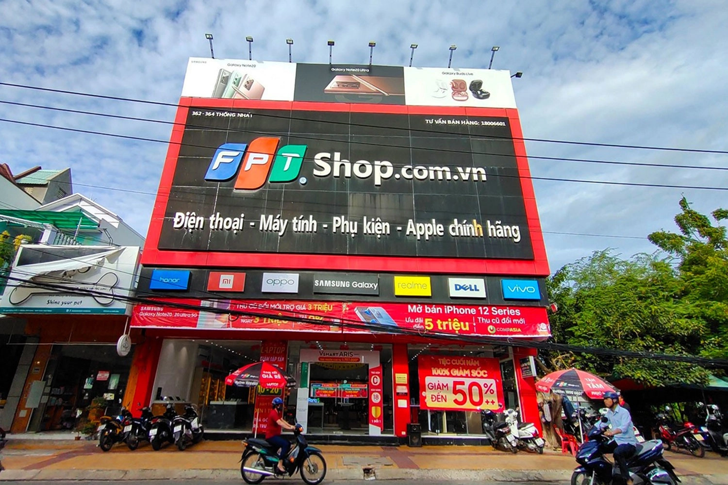 thay màn hình iPhone tại Tp Hồ Chí Minh, FPT Shop