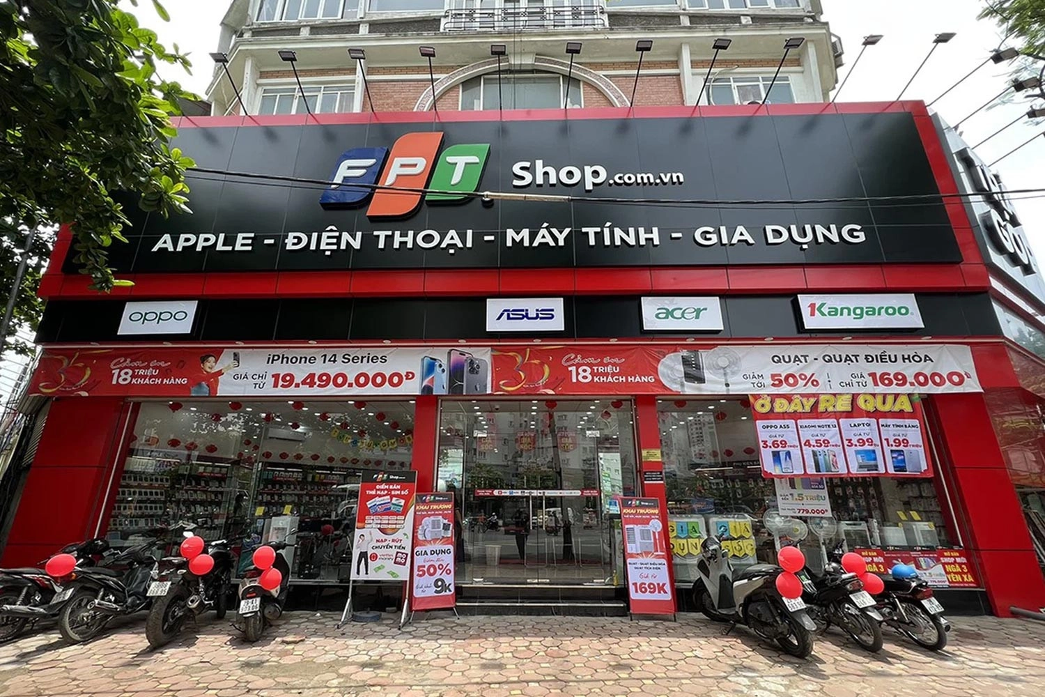 thay Pin iPhone tại Hà Nội, FPT Shop