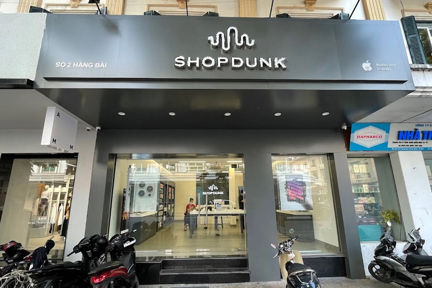 thay Pin iPhone tại Hà Nội, Shop Dunk