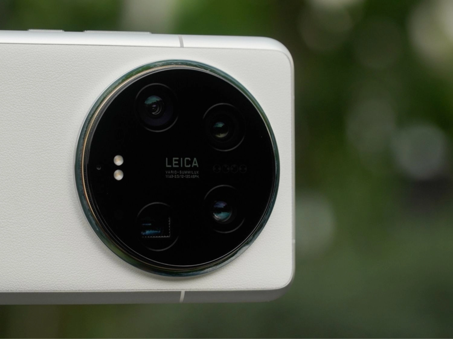 Xiaomi 15 Ultra sẽ có camera tele 200MP