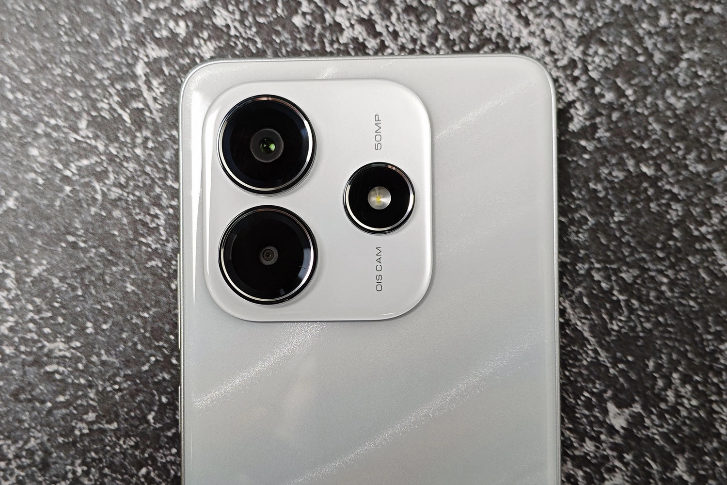 Đánh giá Redmi Note 14: Camera tele 50MP OIS