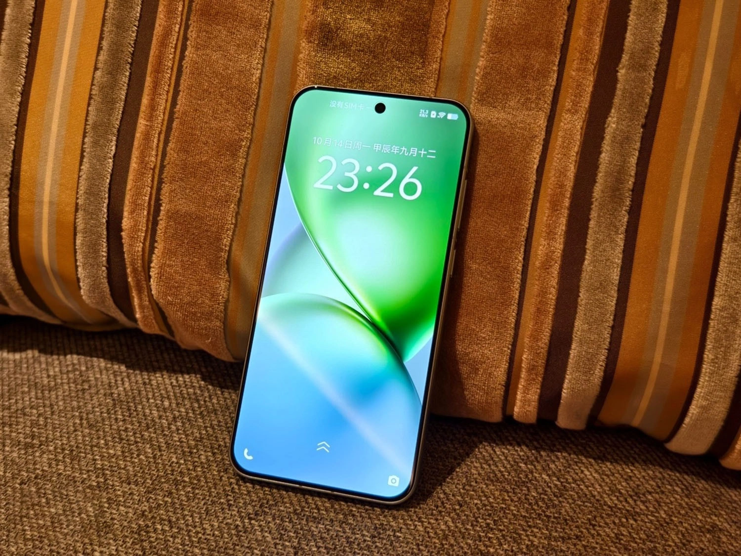 OPPO Find X8 Mini có màn hình nhỏ gọn (ảnh Vivo X200 Pro Mini)