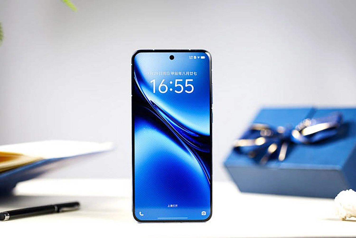 Mở hộp Vivo X200: Màn hình LTPO AMOLED cực đẹp