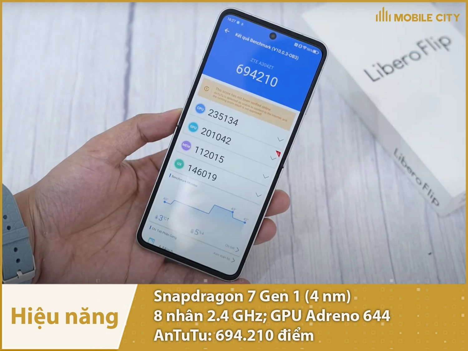 ZTE Libero Flip có hiệu năng khá mạnh với gần 700 nghìn điểm AnTuTu