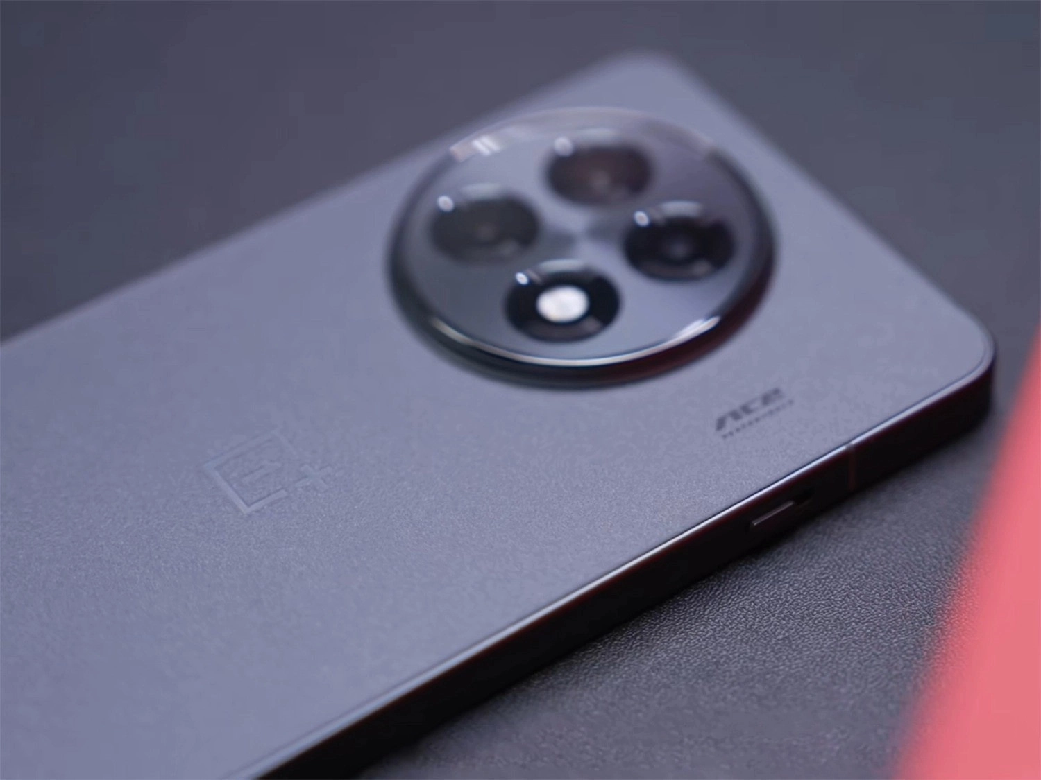 Cụm camera chính của OnePlus 5 Pro