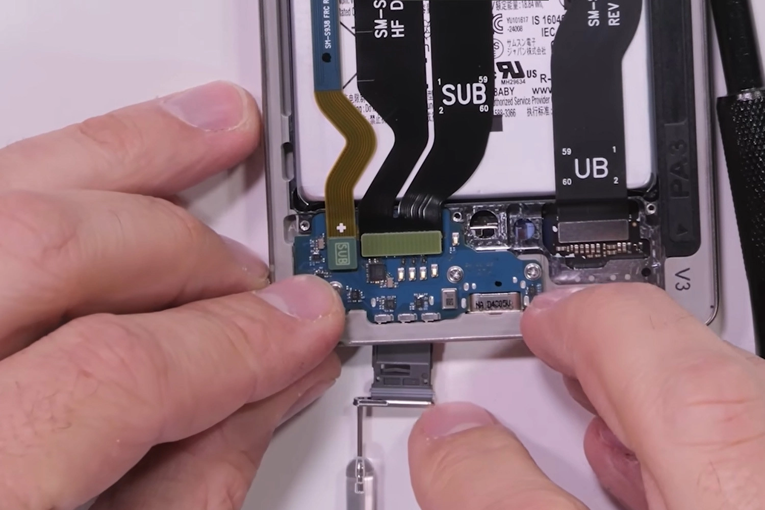 Sửa điện thoại Samsung Galaxy S25 Ultra, thay khay SIM