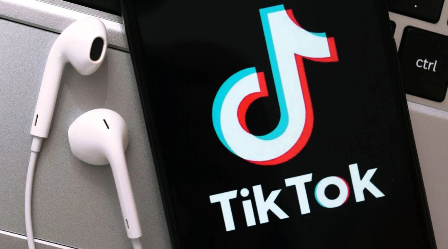 Lưu ý khi xóa phần trưng bày trên Tiktok