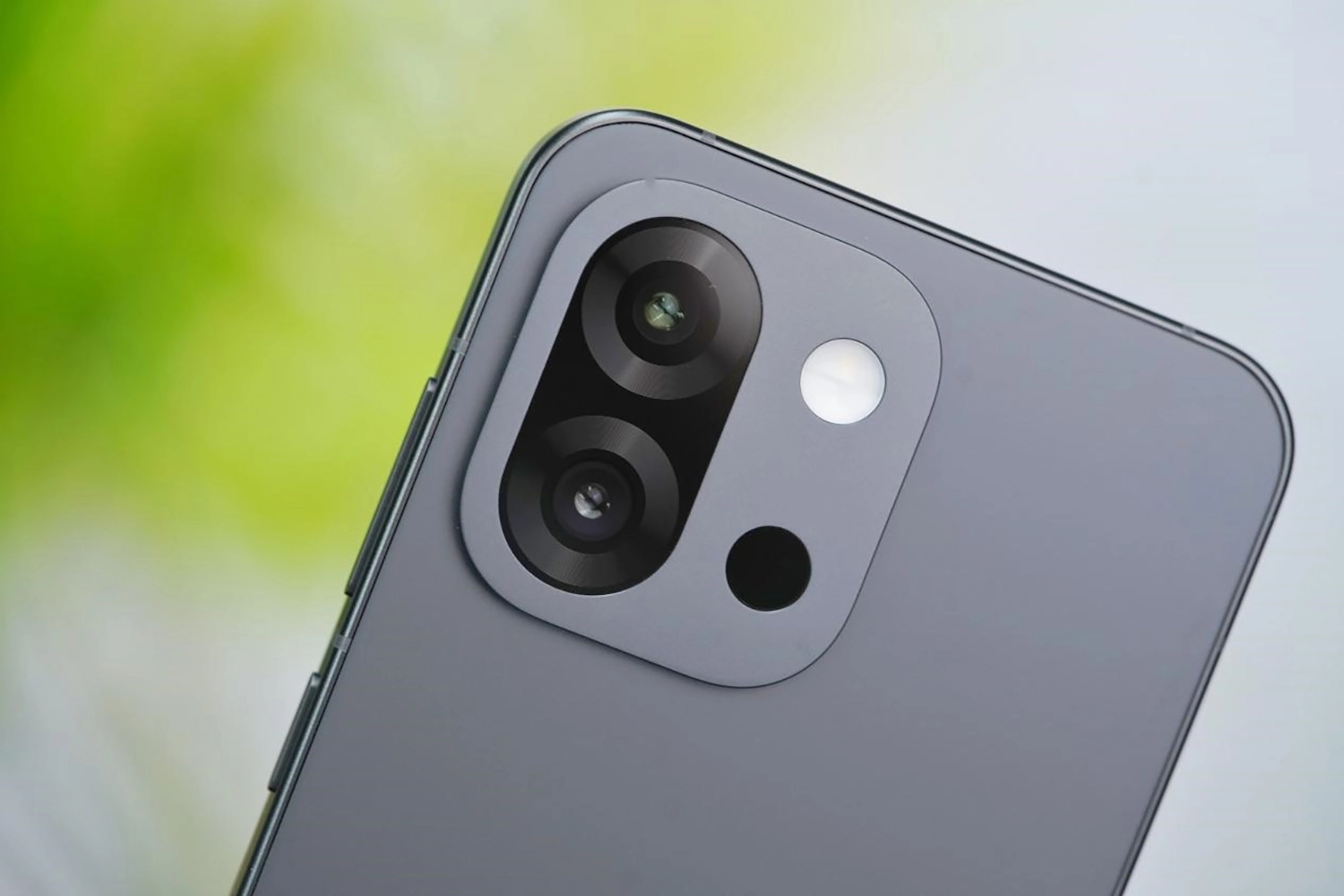 Cụm camera sau