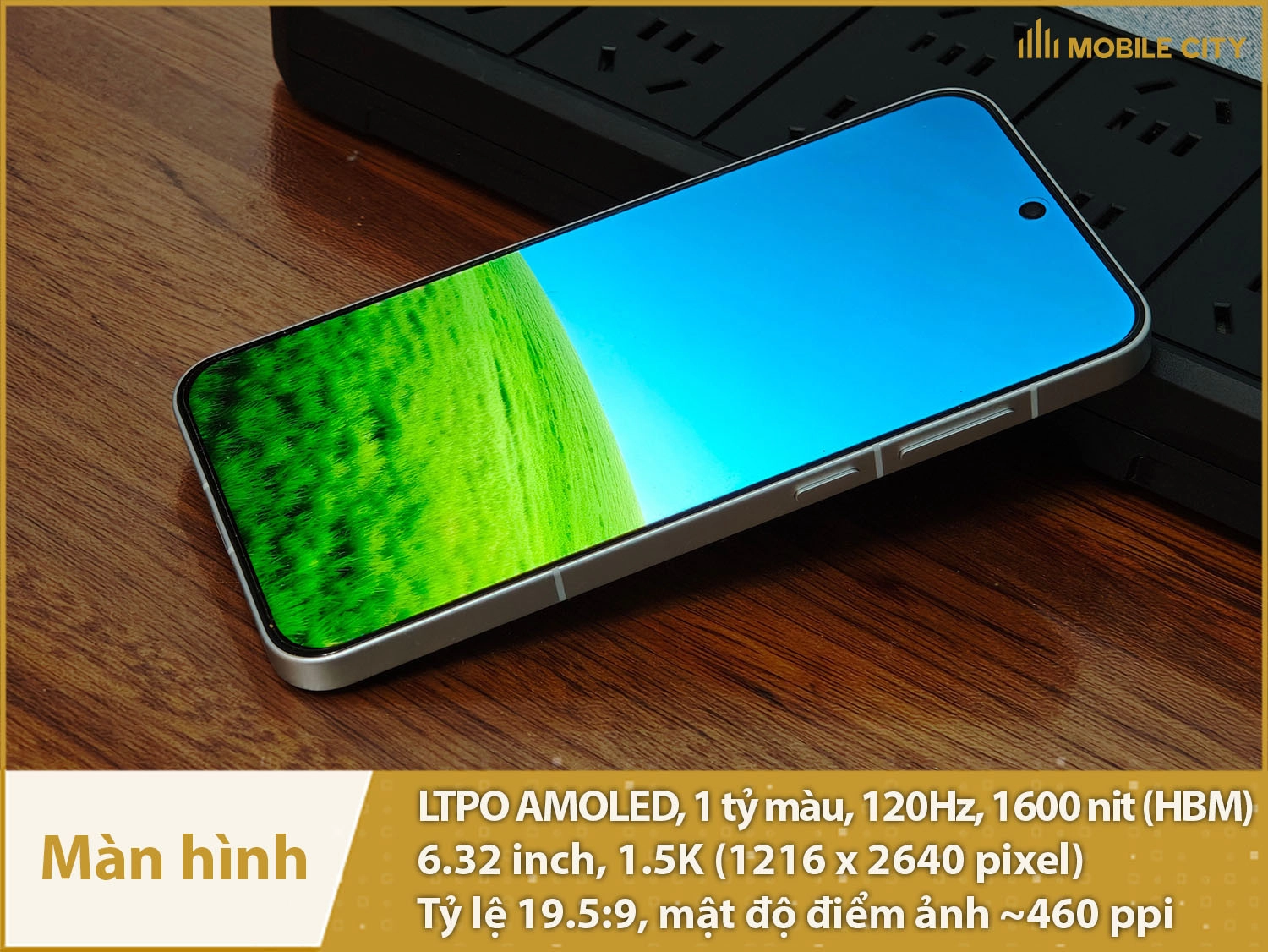 Màn hình 6.32 inch LTPO AMOLED 1 tỷ màu, 1.5K độ sáng 1600nit