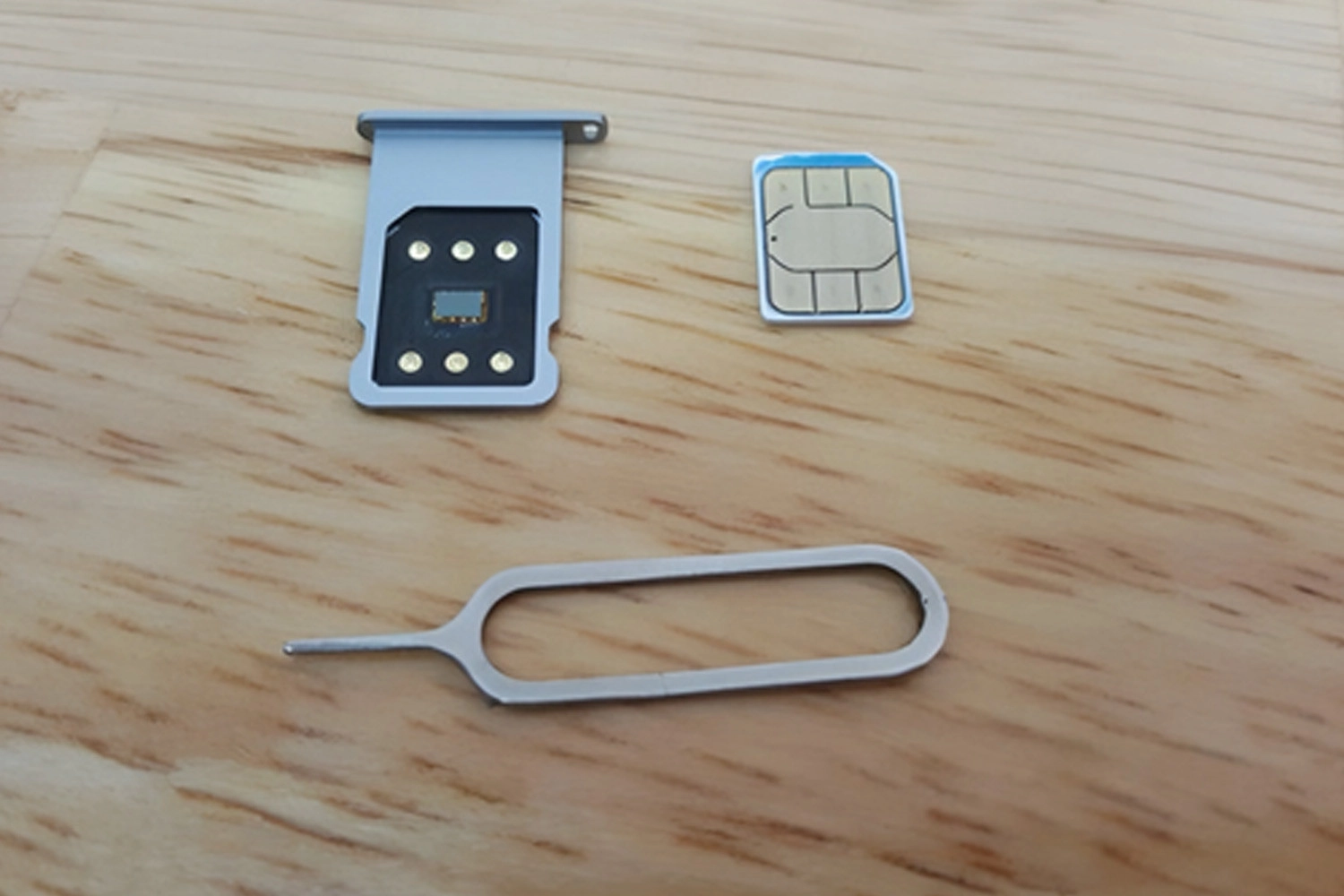 SIM ghép iPhone 15, SIM ghép là gì