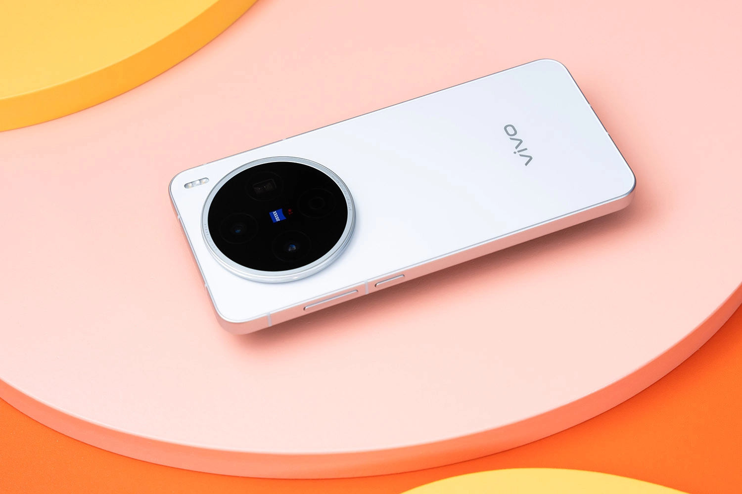 Vivo X200s xếp thứ 2