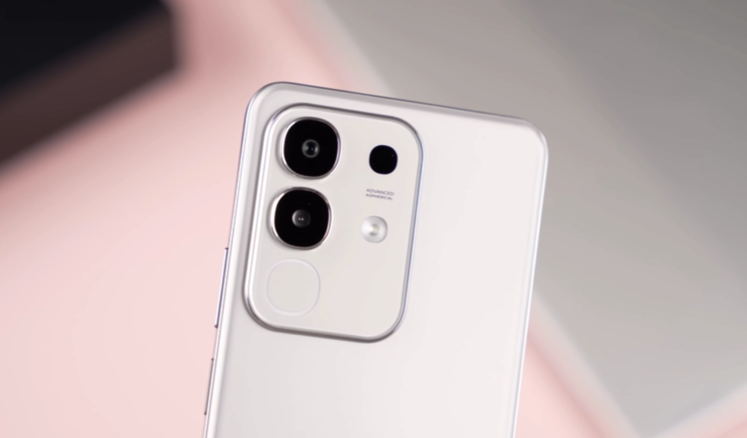 Cụm camera