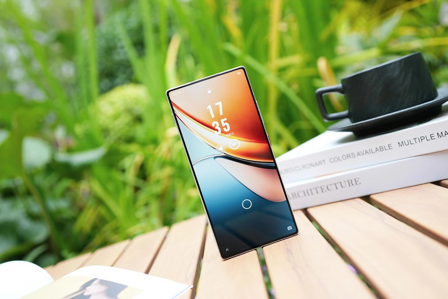 Màn hình AMOLED vô khuyết