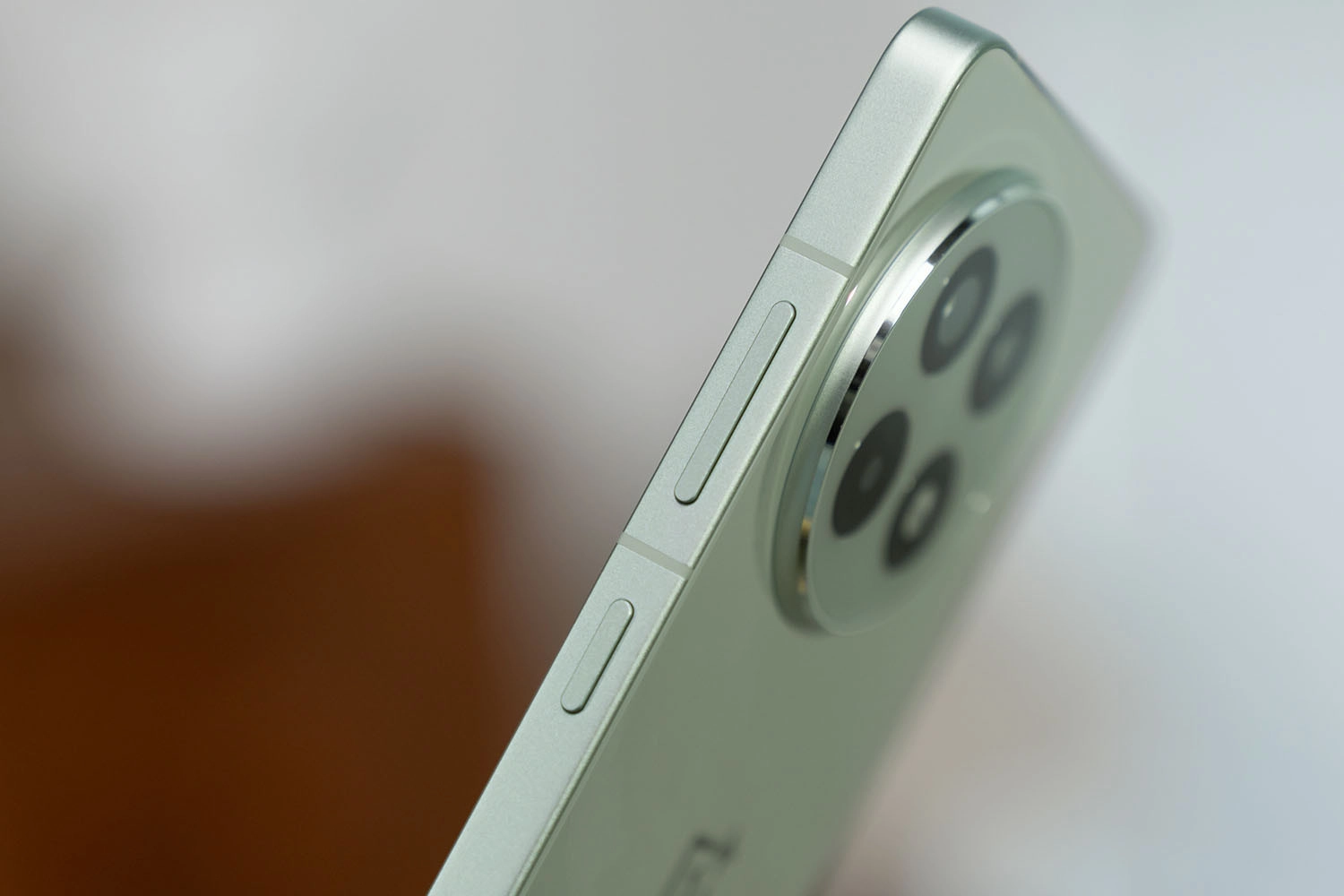 Camera sau khá chất lượng
