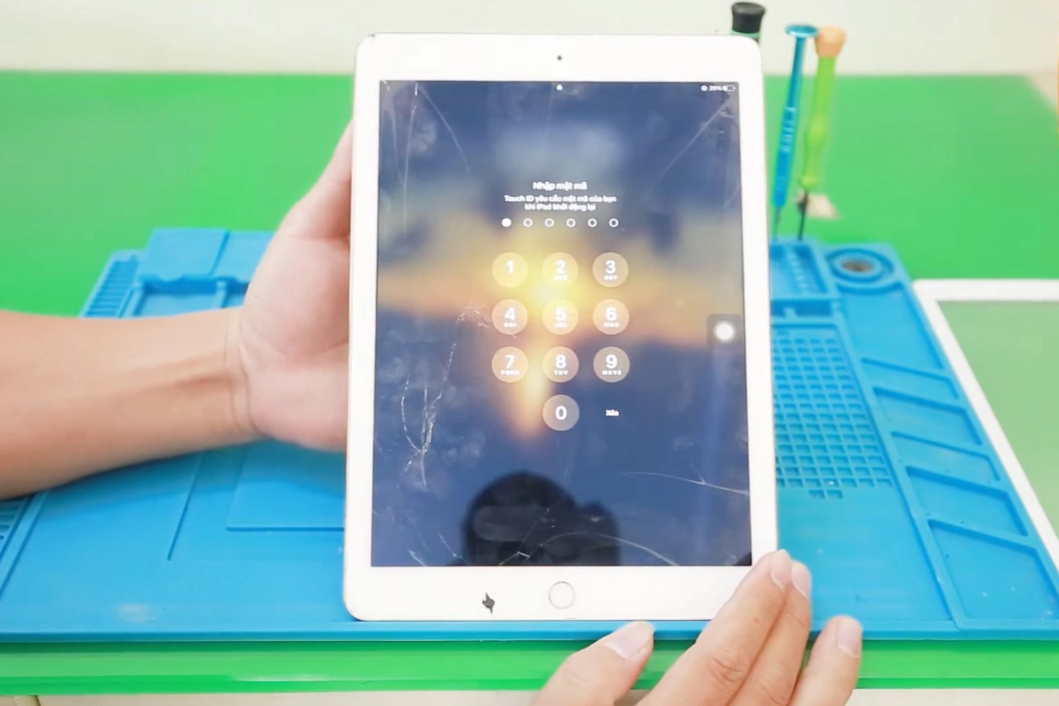 Thay màn hình iPad Air 2, thay mặt kính