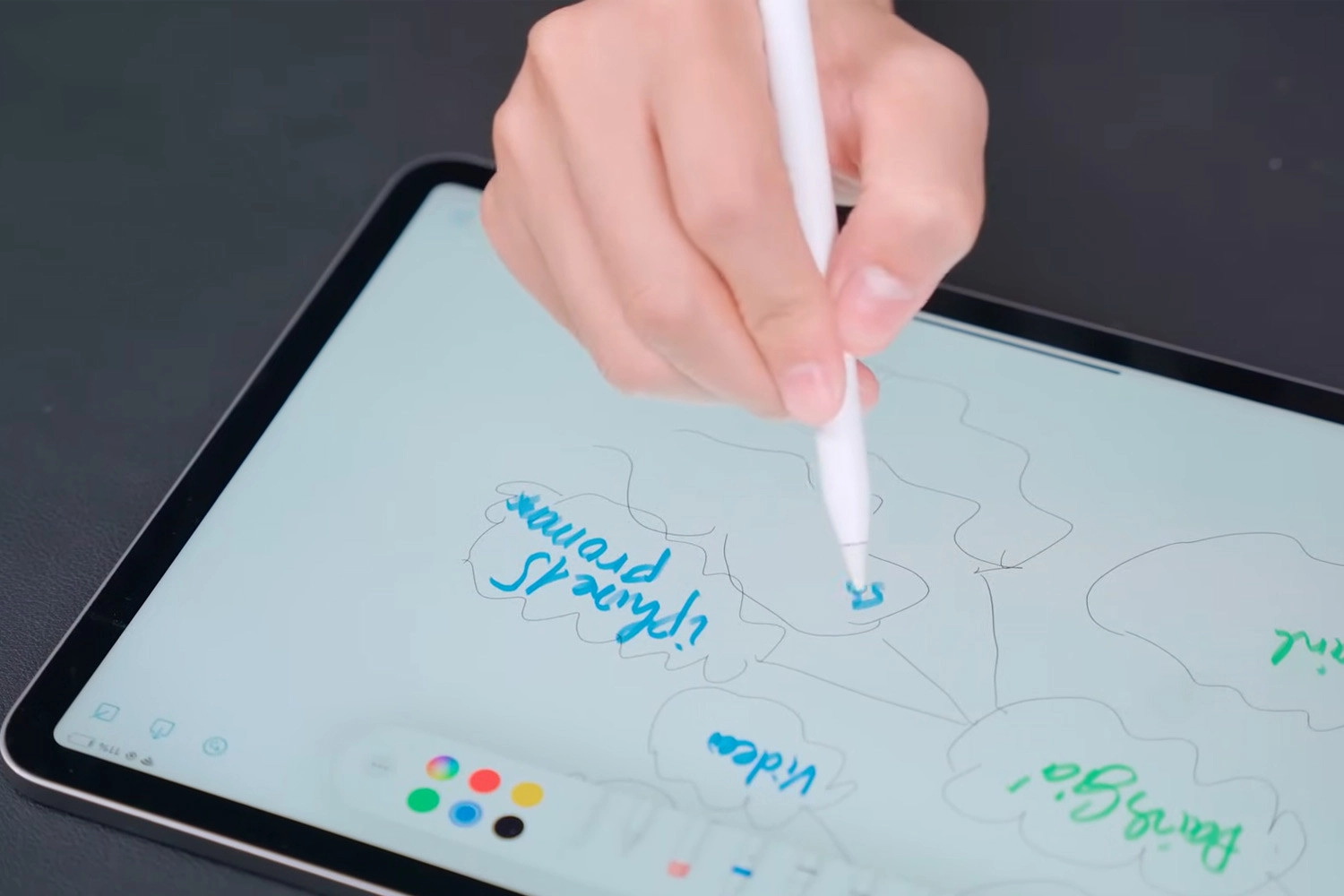 Thay màn hình iPad Air 5, nguyên nhân khiến màn hình hư hỏng