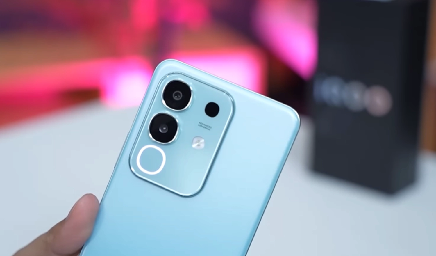 Cụm camera