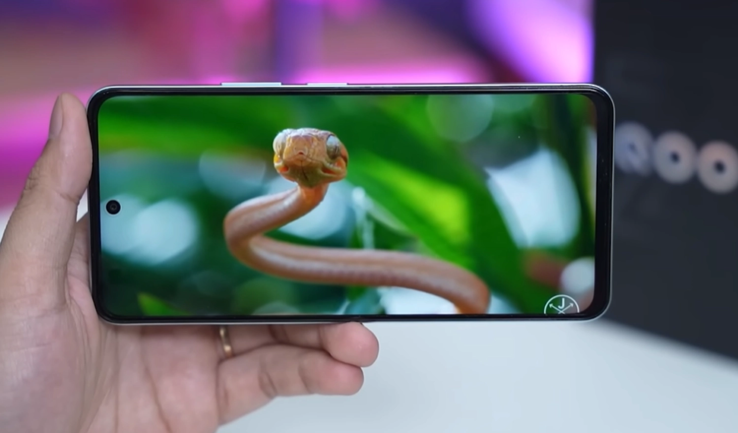 Màn hình IPS LCD 6.72 inches