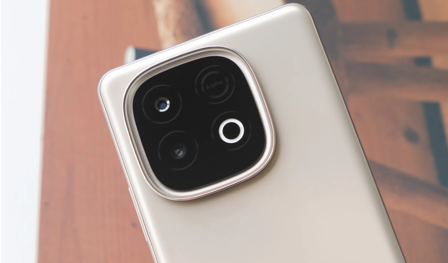 Cụm camera