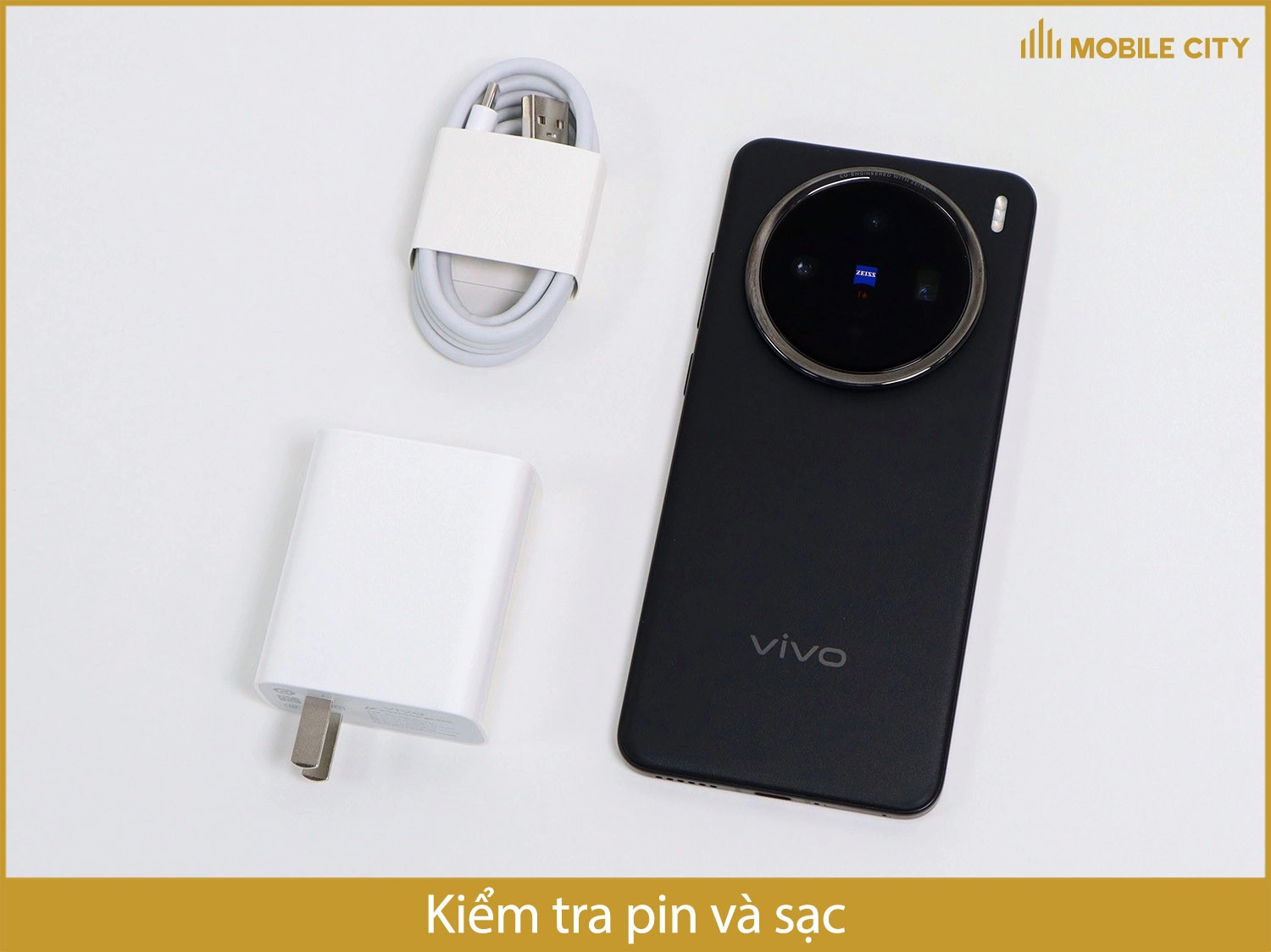 Kiểm tra pin và sạc