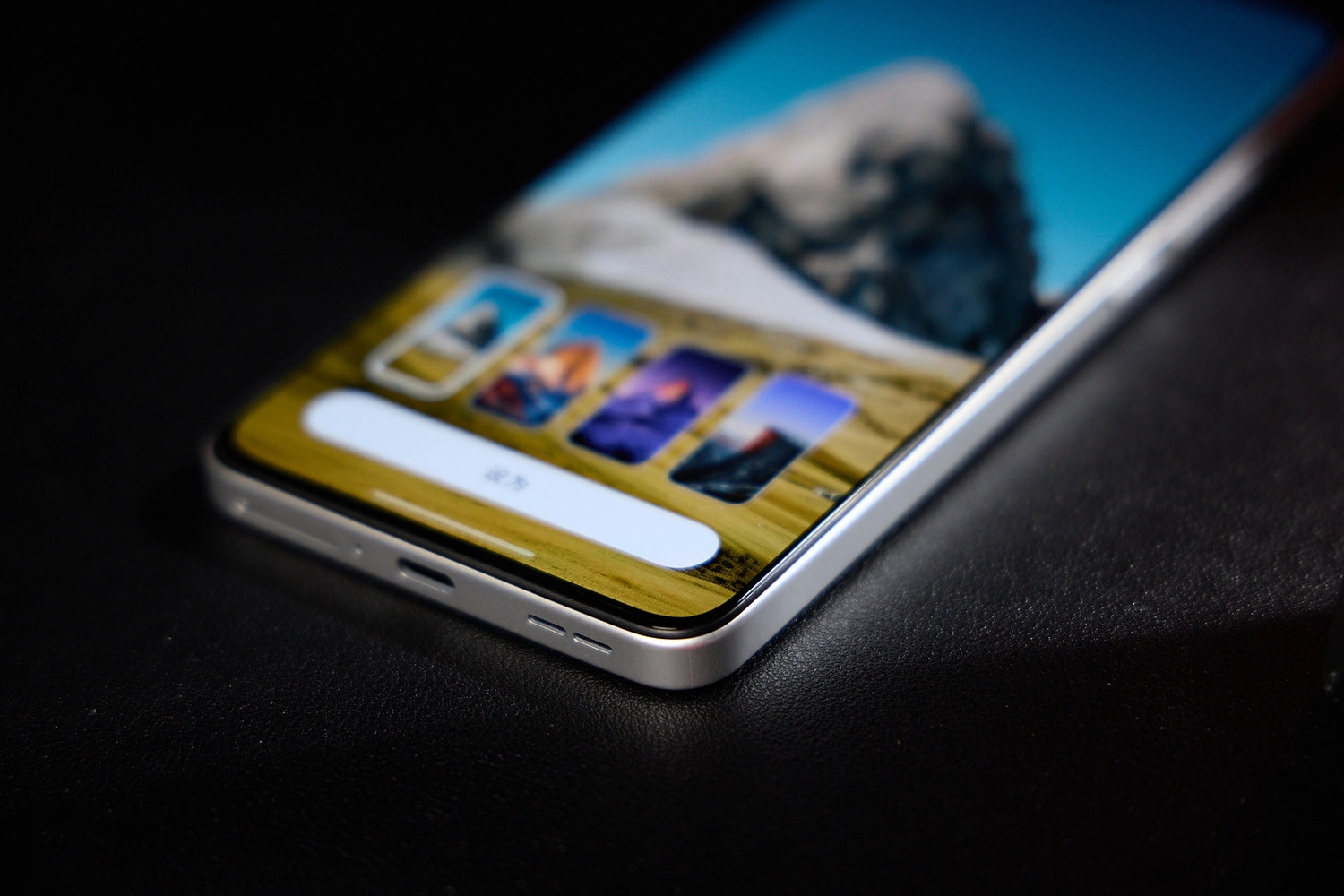 Màn hình AMOLED Full HD+