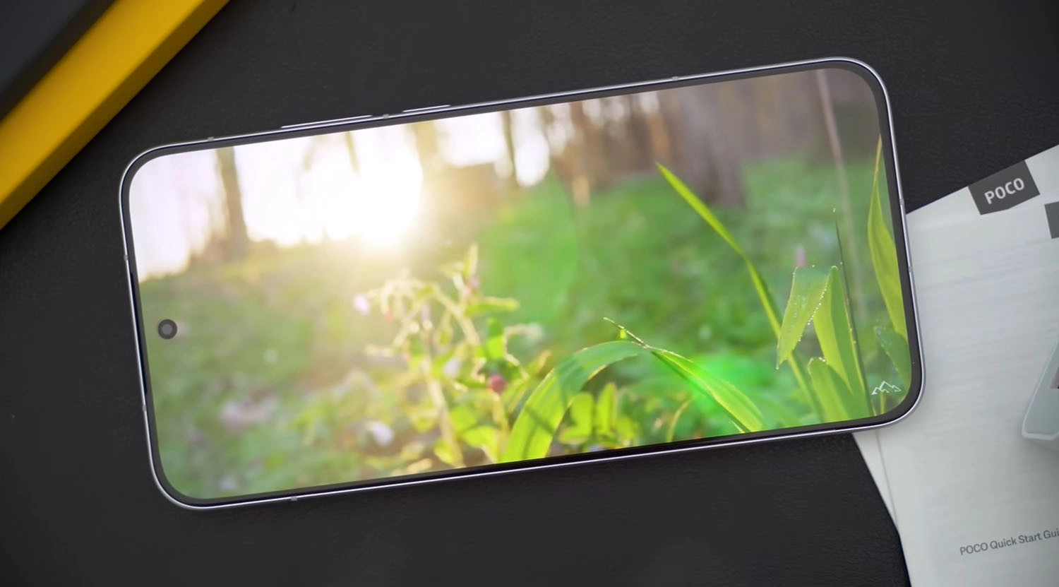 Màn hình AMOLED 1.5K