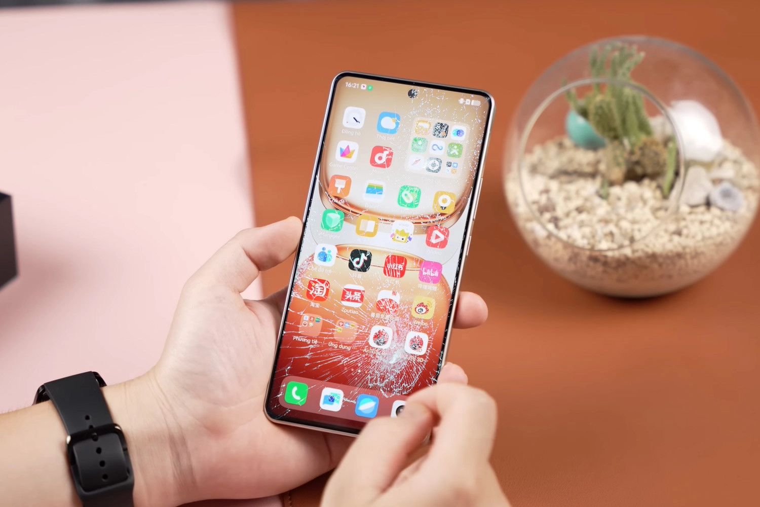 Ép kính Xiaomi Redmi Turbo 4, Dấu hiệu cần ép kính