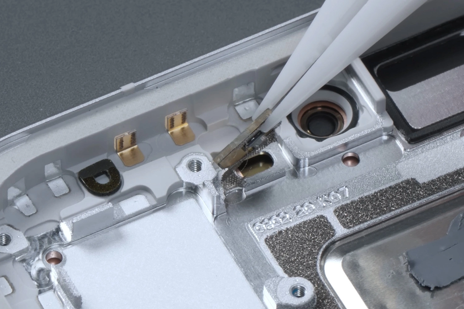 Sửa điện thoại Xiaomi Redmi Turbo 4, IC - Wi-Fi