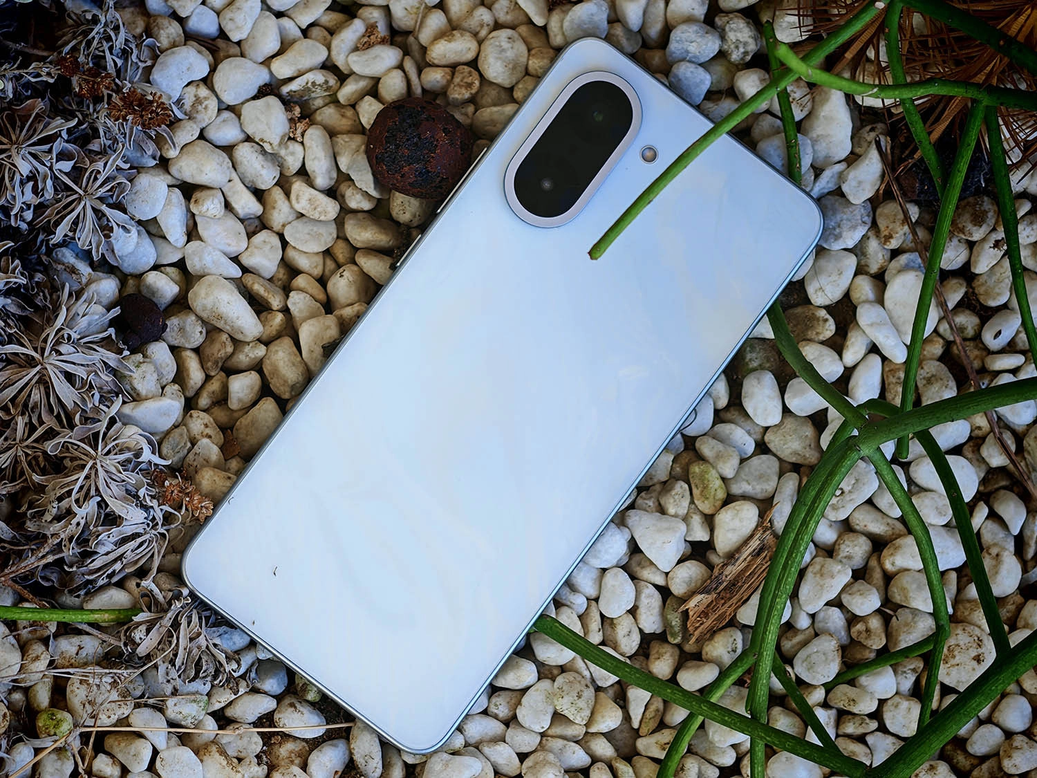 Tại sao cần cài ROM cho OnePlus Ace 5 Racing Edition?
