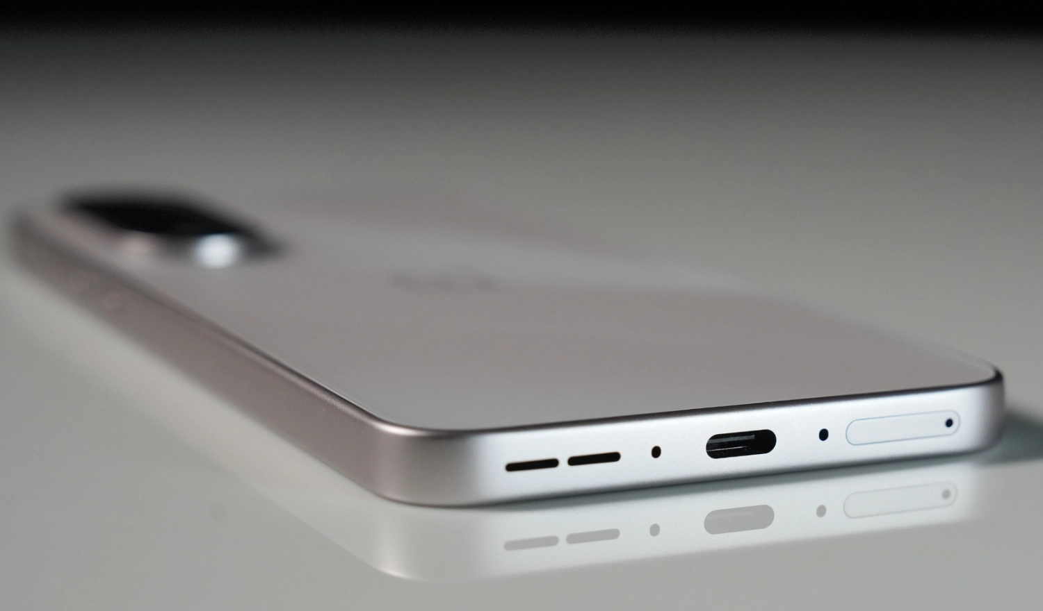 Pin 6800mAh, sạc 80W
