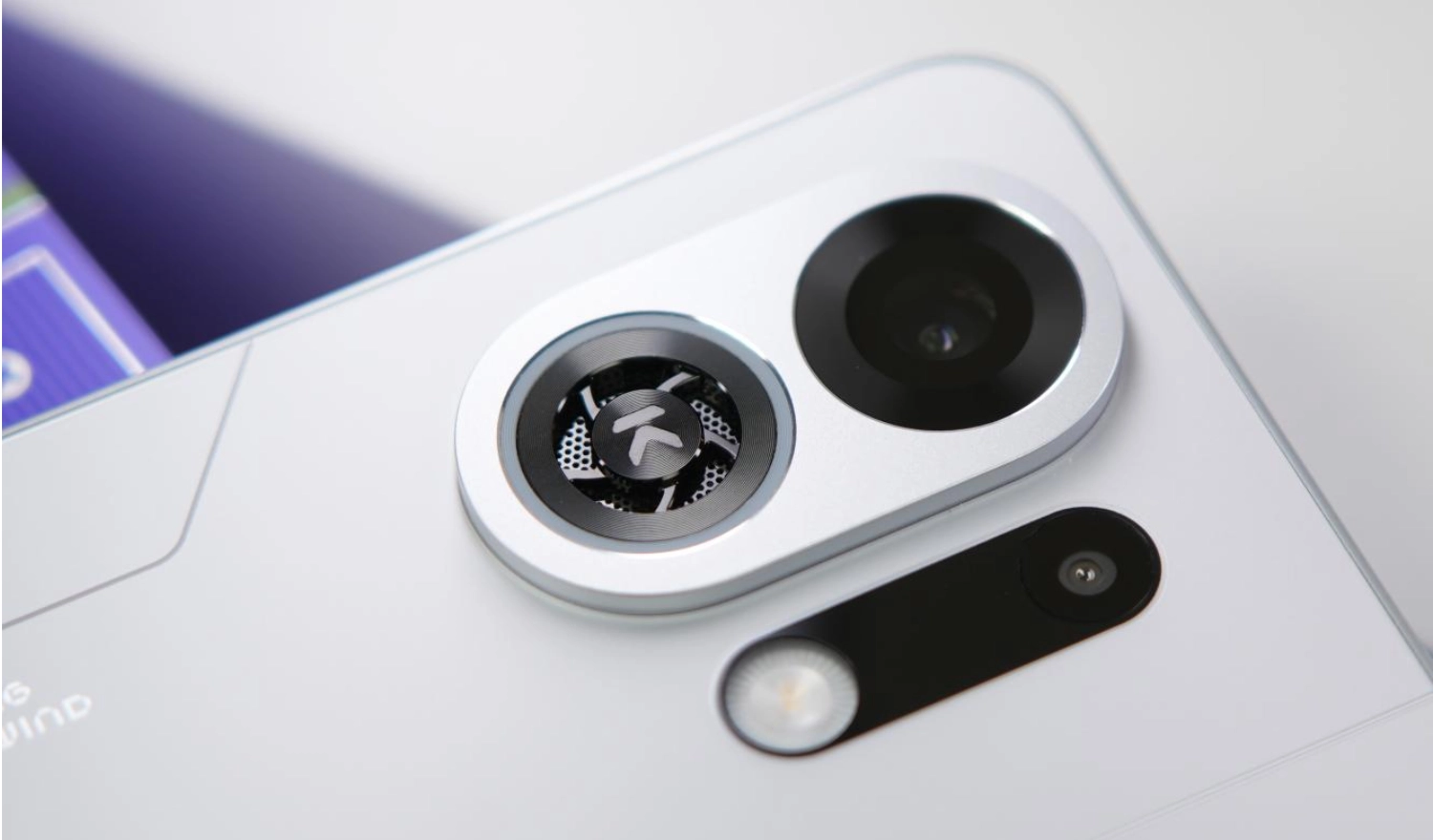 Cụm camera