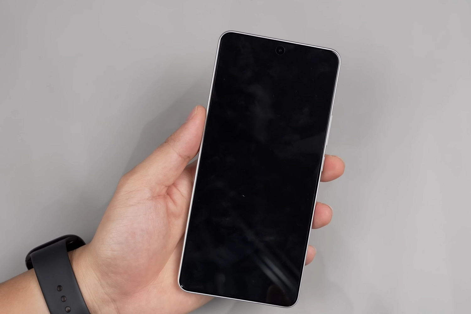 Ép kính Realme Neo7 SE, dấu hiệu cần thay màn hình